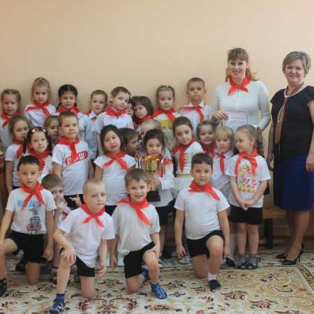 День веселых галстуков