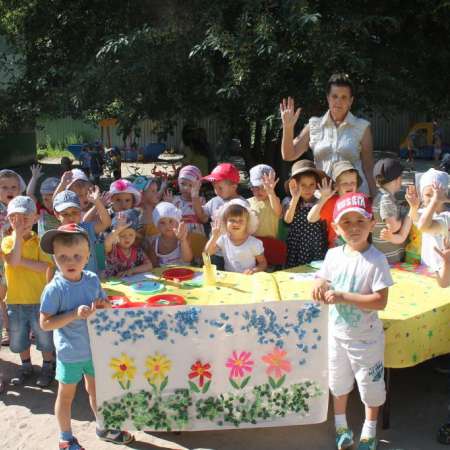 Цветочная полянка